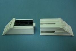 Svařovací rohy: vytahovací (vlevo), na kliku (vpravo)